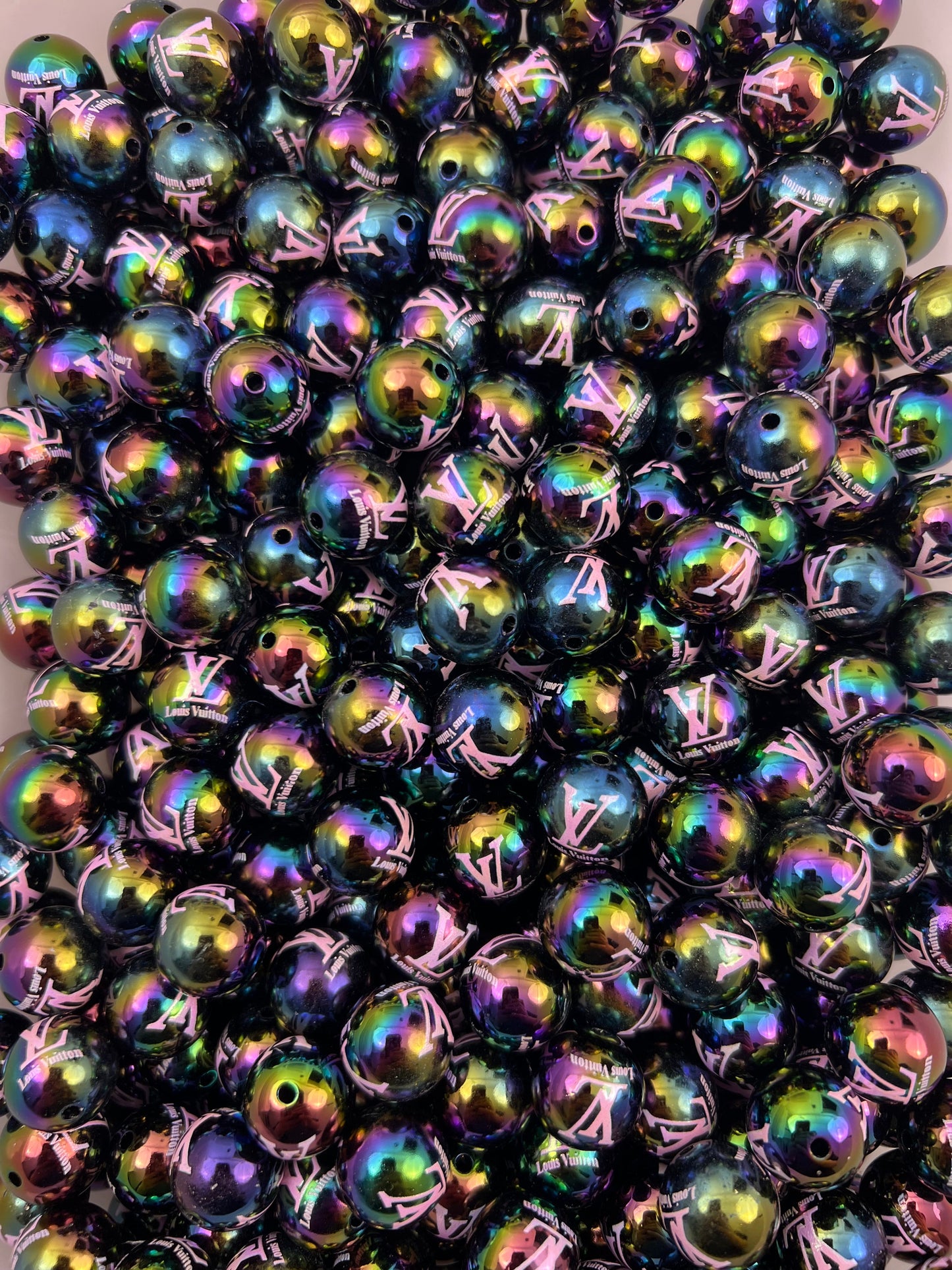 16mm acrylic designer beads(cc/vv/dd/gg/tiff)