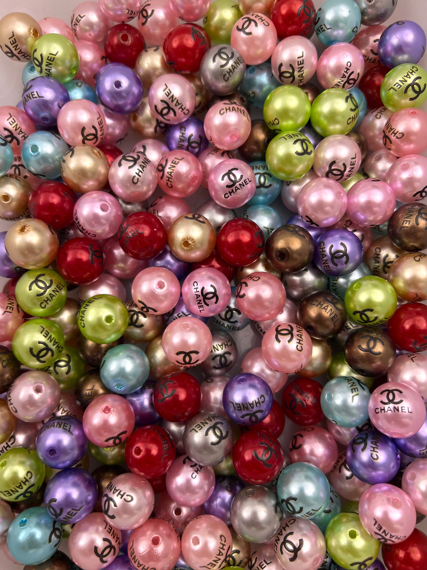 16mm acrylic designer beads(cc/vv/dd/gg/tiff)