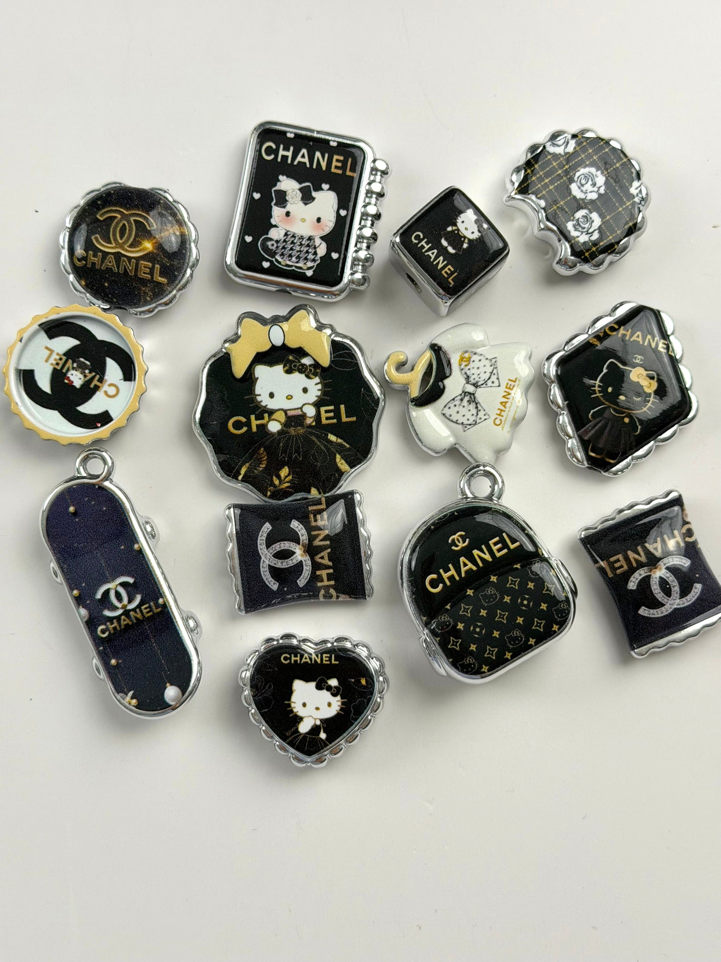 Kitty cc pattern beads