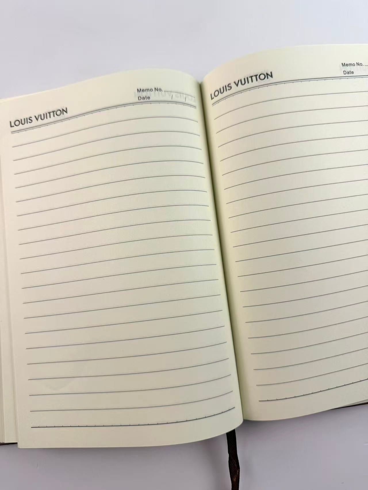 Leather Vv luxury A5 notebook