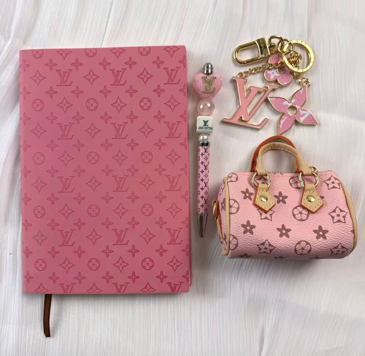 PINK vv designer notebook minibag set