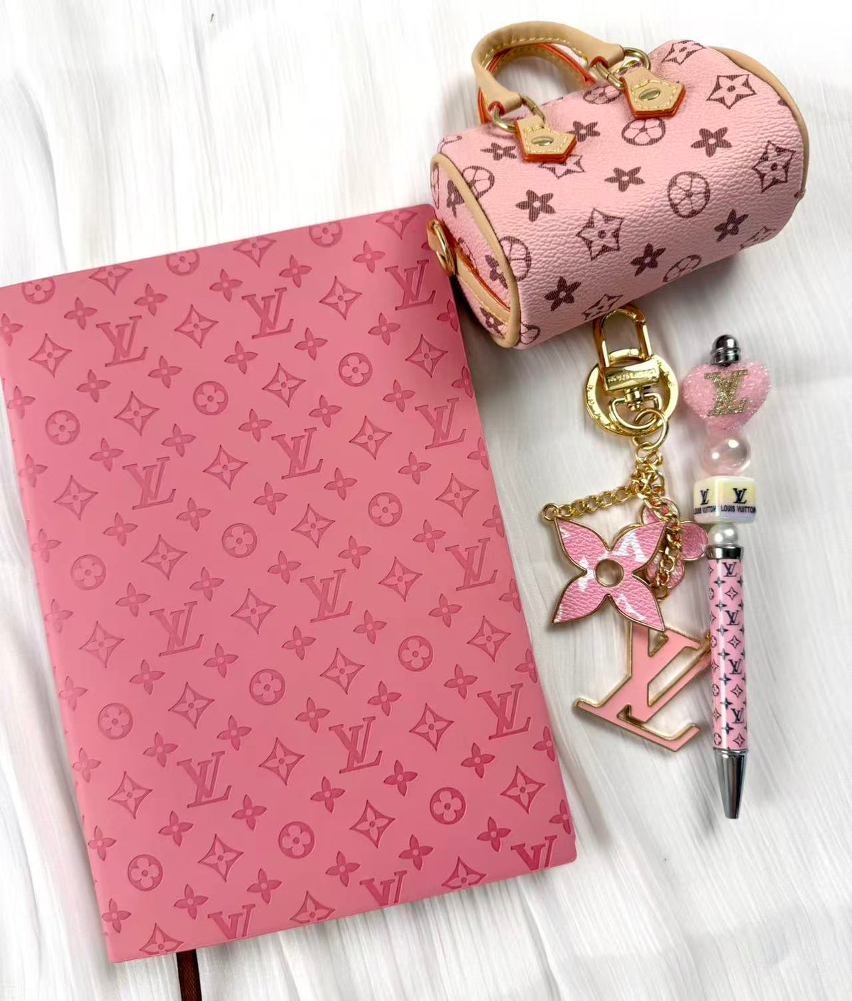 PINK vv designer notebook minibag set