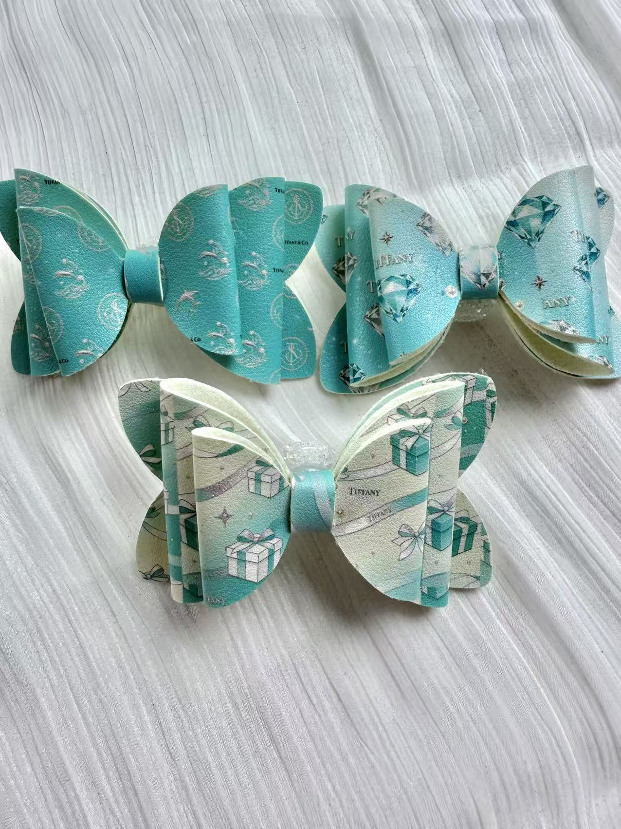 Designer leather Big bow beads