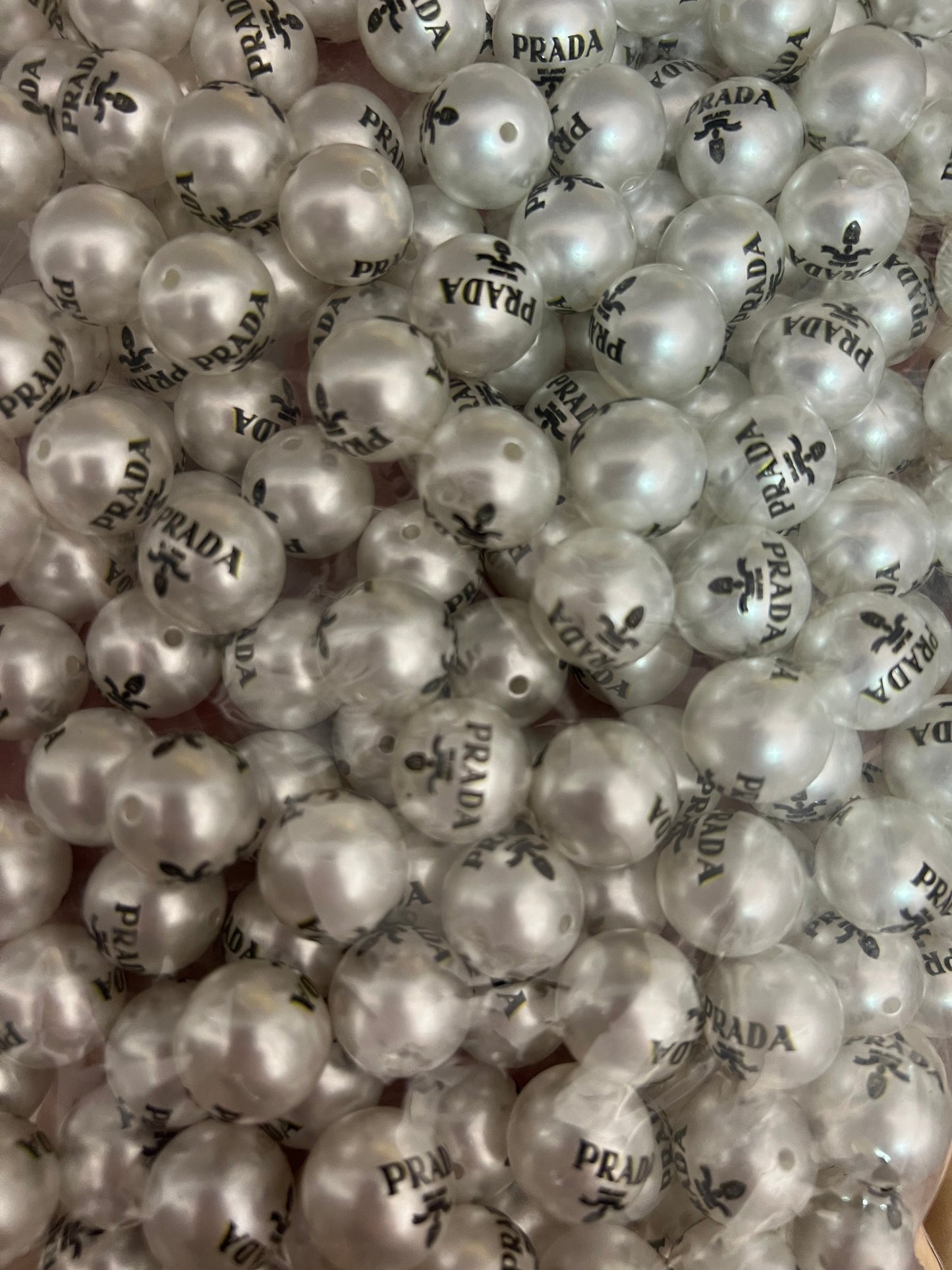 16mm acrylic designer beads(cc/vv/dd/gg/tiff)